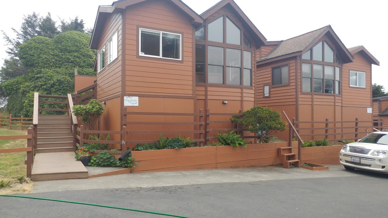 White Rock Resort Smith River Exterior foto